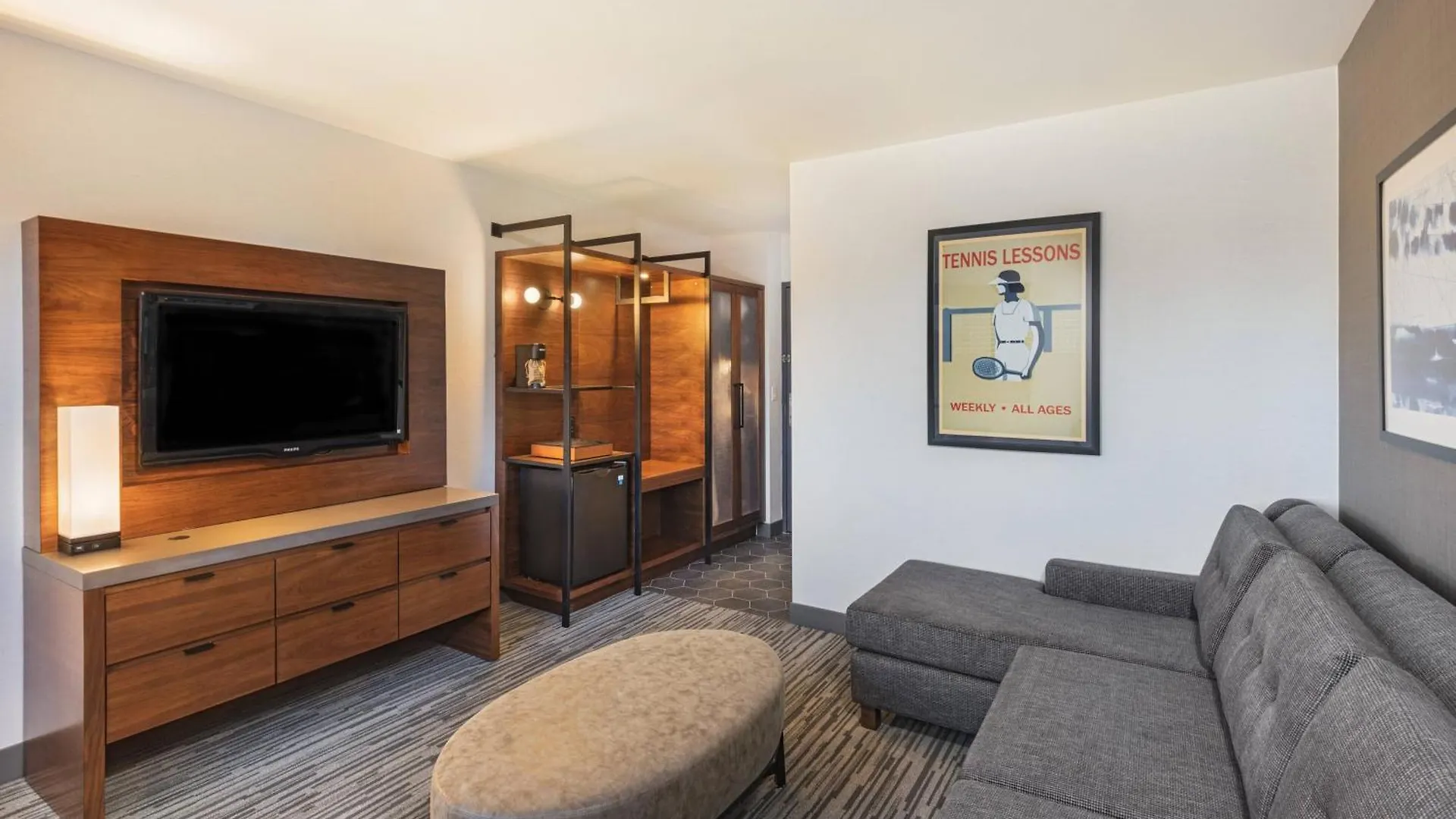 Four Points By Sheraton Los Angeles Westside Hotel