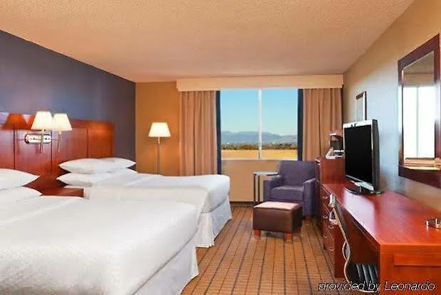 Four Points By Sheraton Los Angeles Westside 3*,  USA